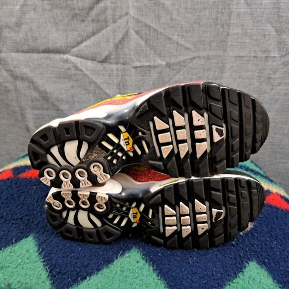 Nike Air Max Plus Volt Hot Punch SE Premium 862201-700 Women's Size 6.5 - Picture 6 of 14